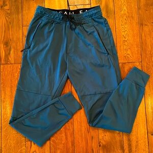 Men’s American Eagle joggers sz Sm Tall